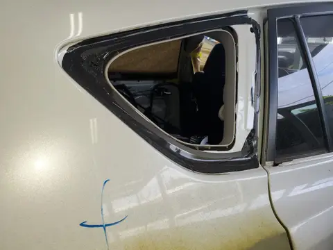 Toyota Rav-4 — 4