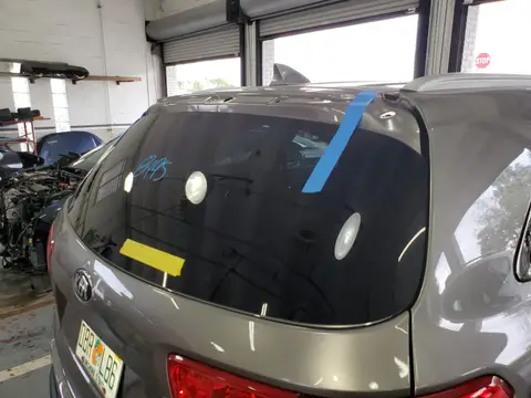 Kia Sorento — 4