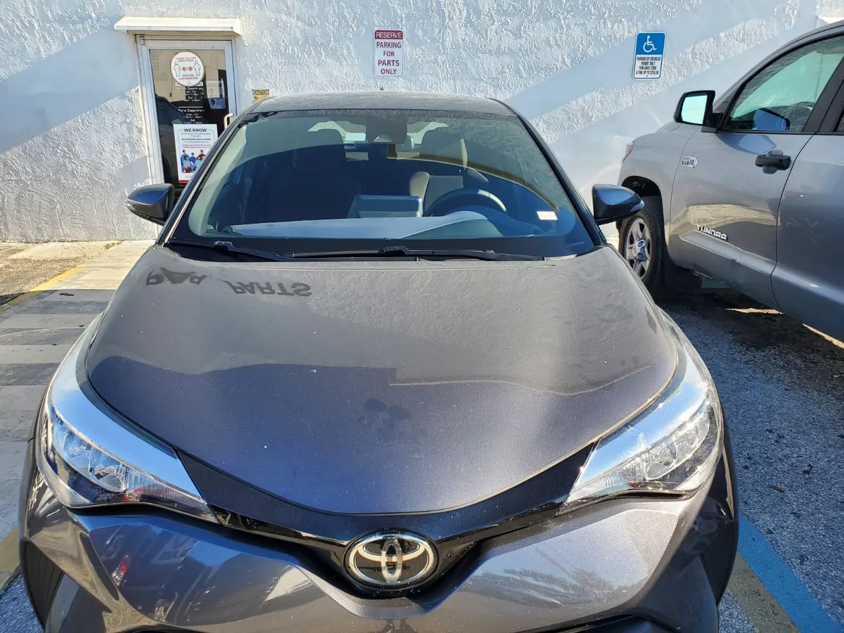 Toyota C-HR — 1