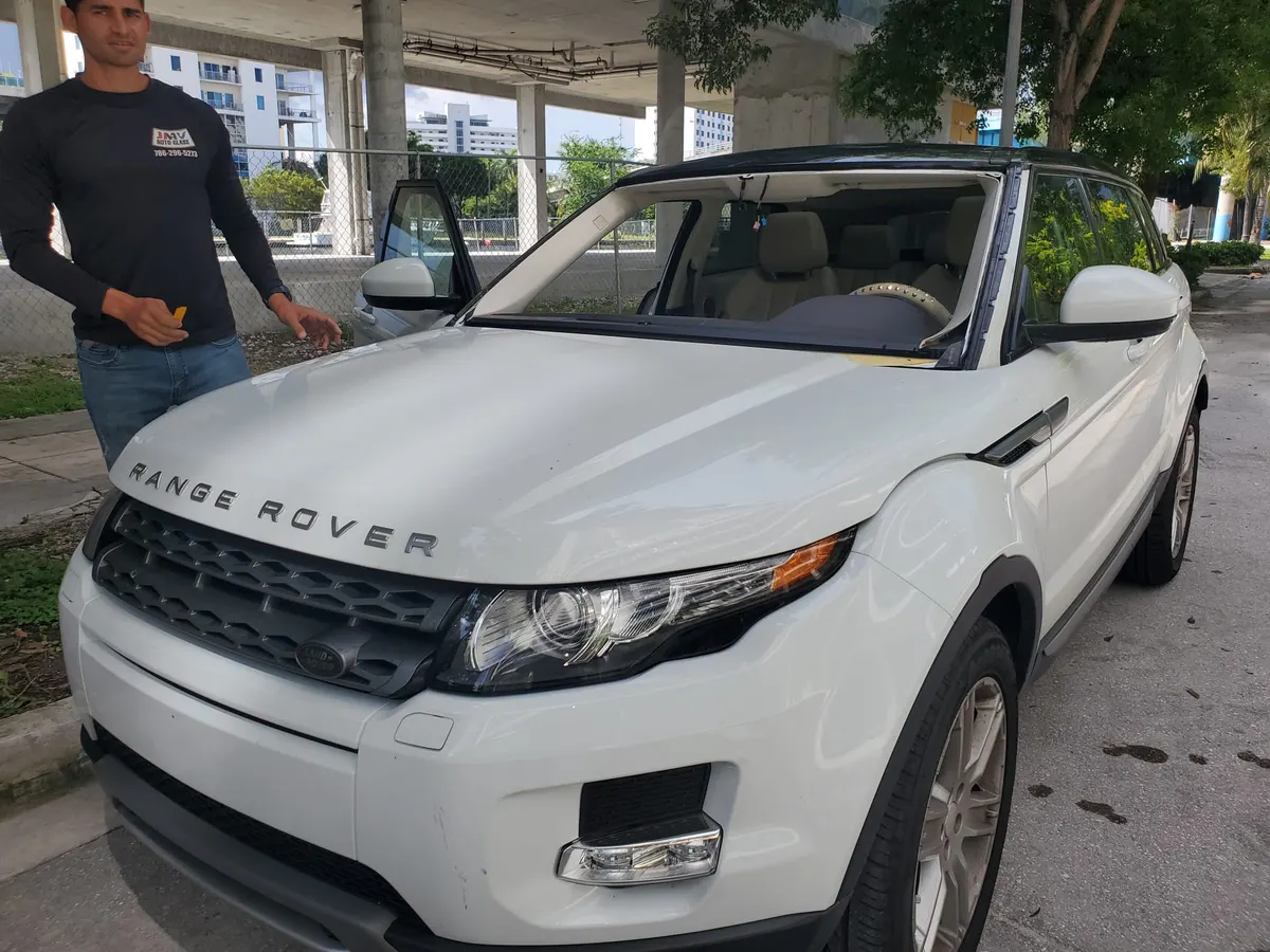 L.Rover Evoque — 1